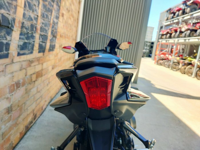 2025 YAMAHA YZF-R9 ROAD BLACK