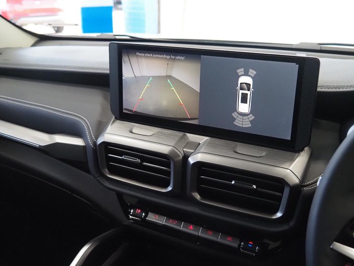 2025 LDV D90 Executive