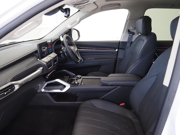 2025 LDV D90 Executive