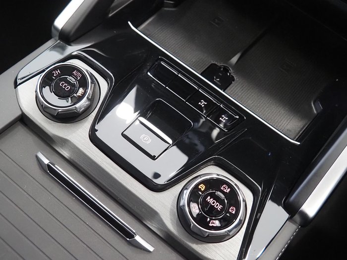 2025 LDV D90 Executive