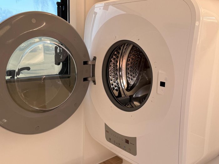 2025 New Age Caravans 18' Manta Ray Expedition