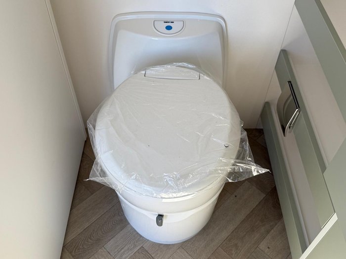 2025 New Age Caravans 18' Manta Ray Expedition