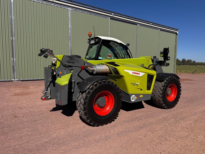 2020 CLAAS Scorpion 746