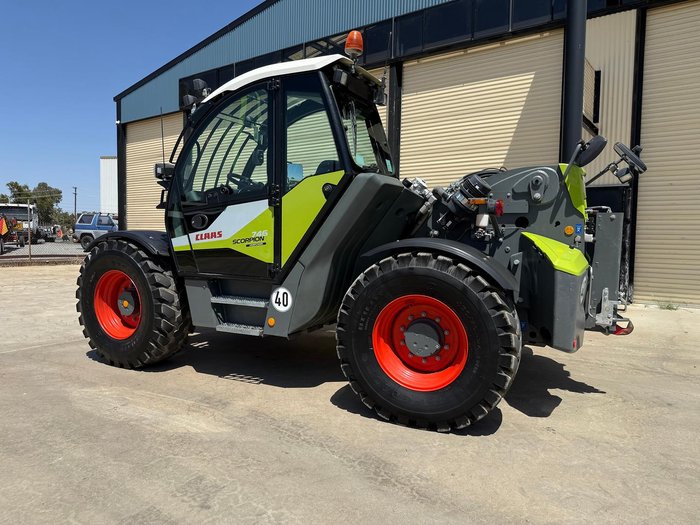2020 CLAAS Scorpion 746