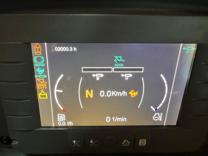 2020 CLAAS Scorpion 746