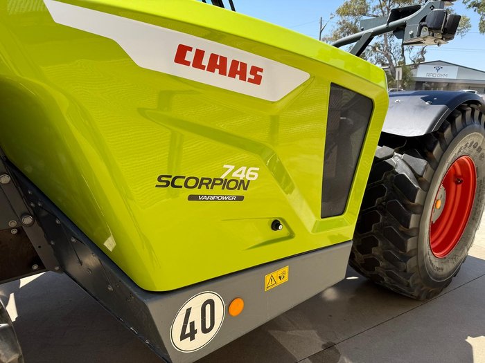 2020 CLAAS Scorpion 746