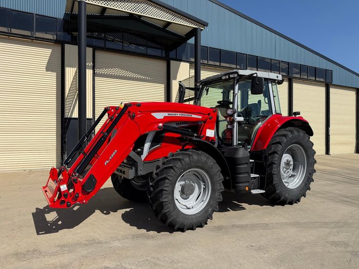 0 Massey Ferguson 7S.145 Dyna-6