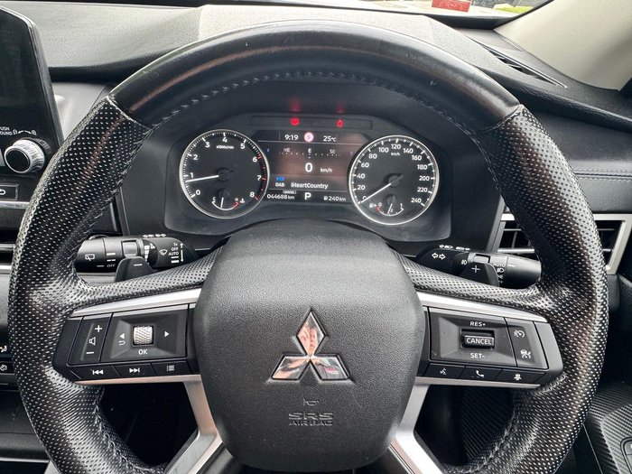 2021 Mitsubishi Outlander LS