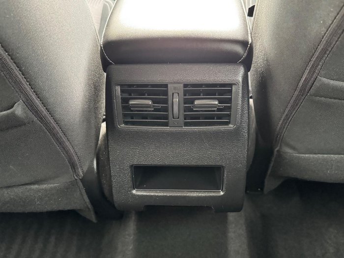 2021 Mitsubishi Outlander LS