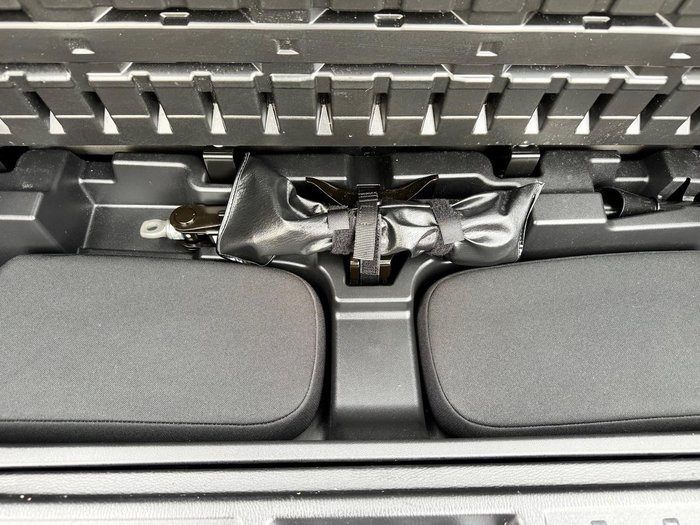 2021 Mitsubishi Outlander LS