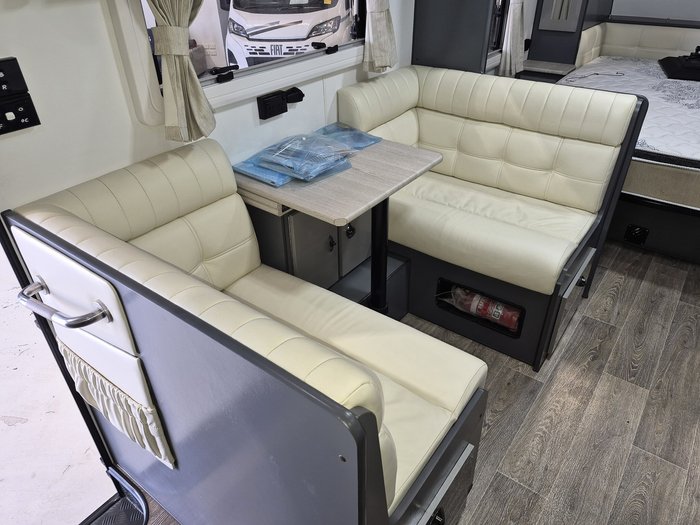 2021 Domain Wedgetail Hybrid