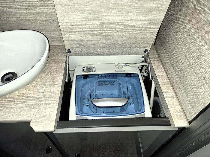 2021 Domain Wedgetail Hybrid