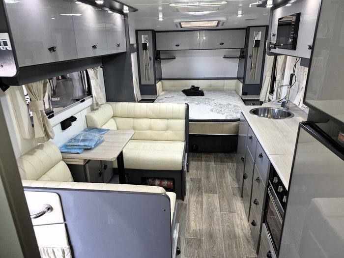 2021 Domain Wedgetail Hybrid