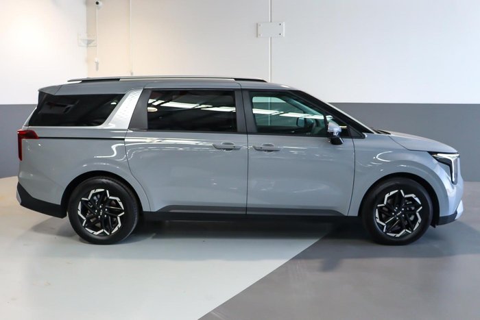 2025 Kia Carnival Sport+