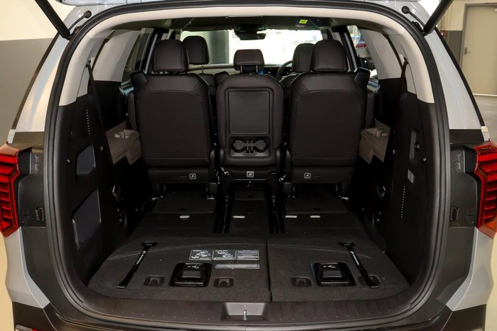 2025 Kia Carnival Sport+