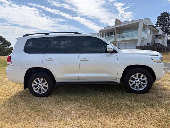 2016 Toyota Landcruiser VX