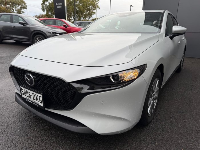 2025 Mazda 3 G20 Pure