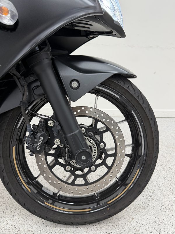 2023 Suzuki GIXXER SF Black