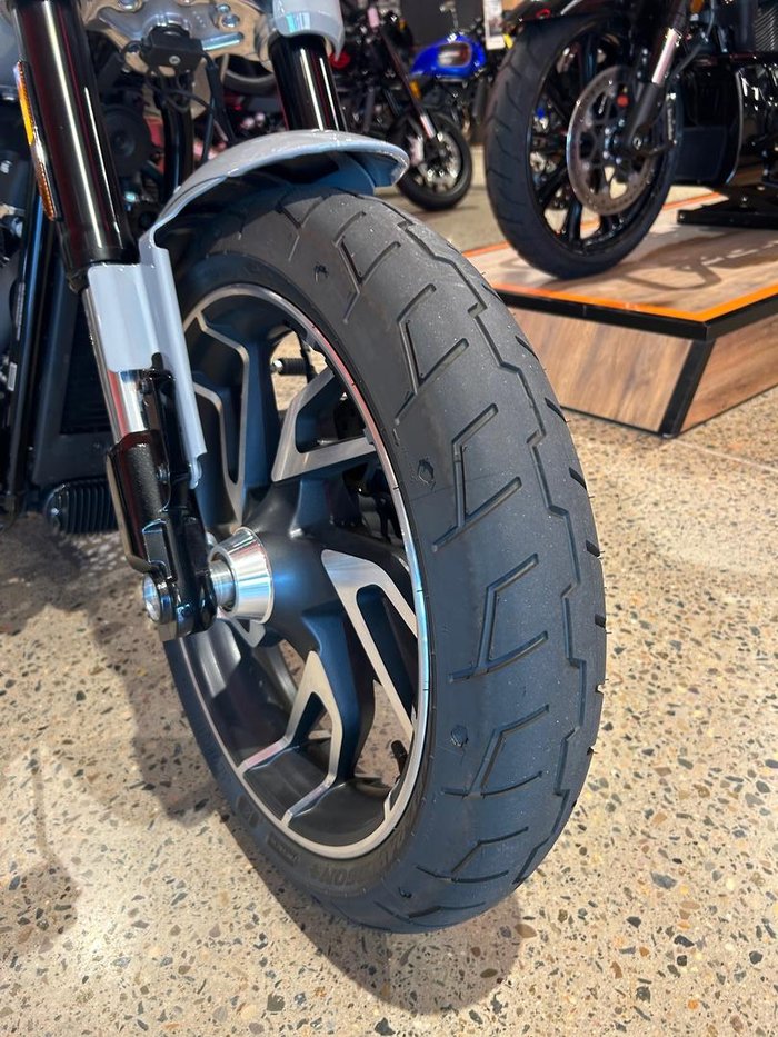 2024 Harley-Davidson Sport Glide 107 (FLSB) Softail