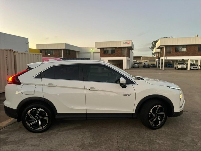 2024 Mitsubishi Eclipse Cross PHEV ES