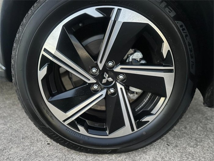 2024 Mitsubishi Eclipse Cross PHEV ES