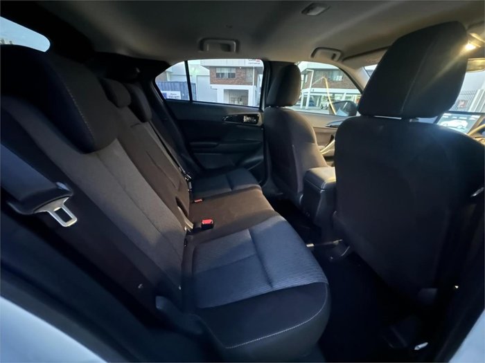 2024 Mitsubishi Eclipse Cross PHEV ES