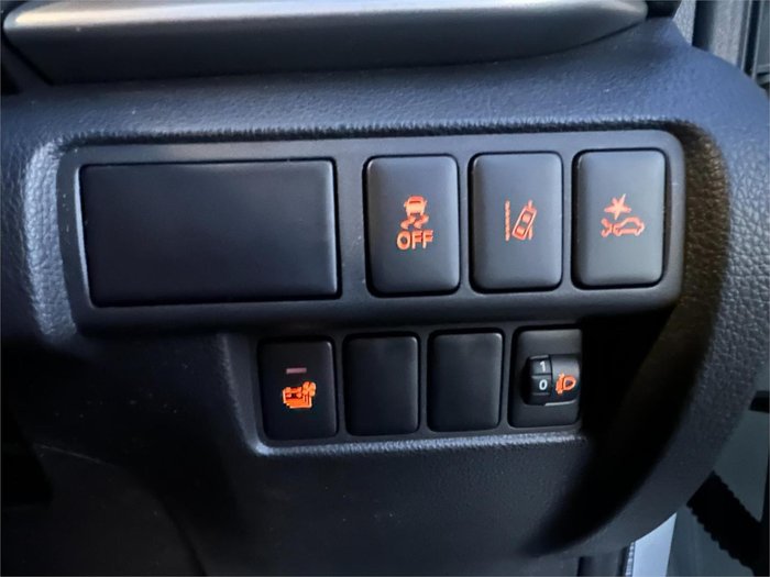 2024 Mitsubishi Eclipse Cross PHEV ES