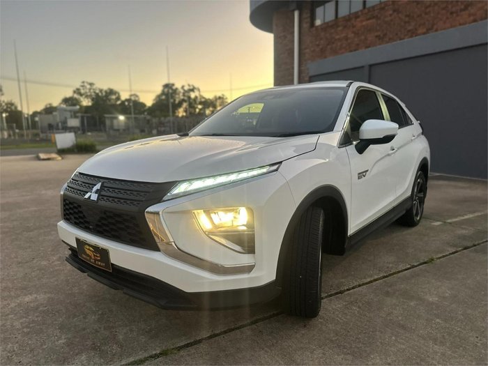 2024 Mitsubishi Eclipse Cross PHEV ES