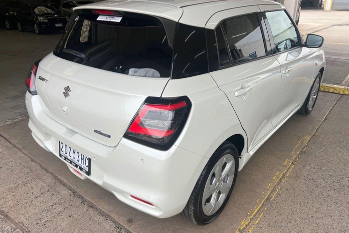 2024 Suzuki Swift Hybrid Plus