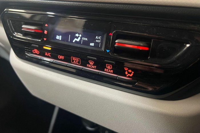 2024 Suzuki Swift Hybrid Plus