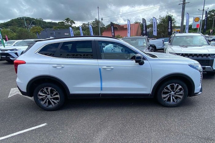 2025 GWM Haval Jolion Lux A01 Hamilton White (9C01)