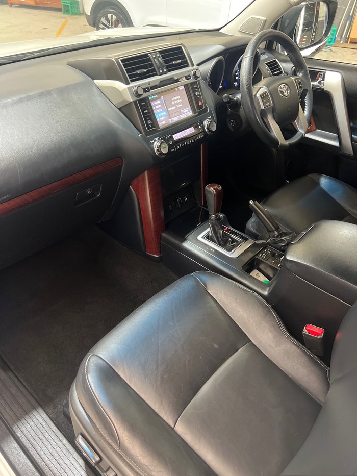 2017 Toyota Landcruiser Prado VX