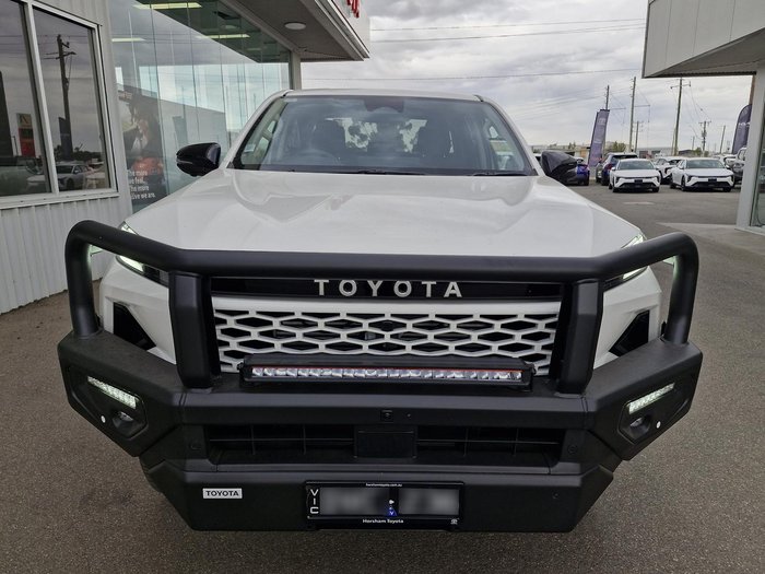 2026 Toyota Hilux SR5 48V