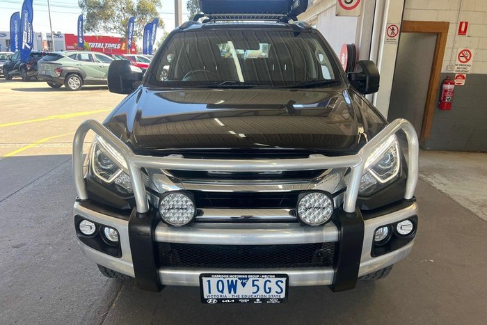 2020 Isuzu MU-X LS-T