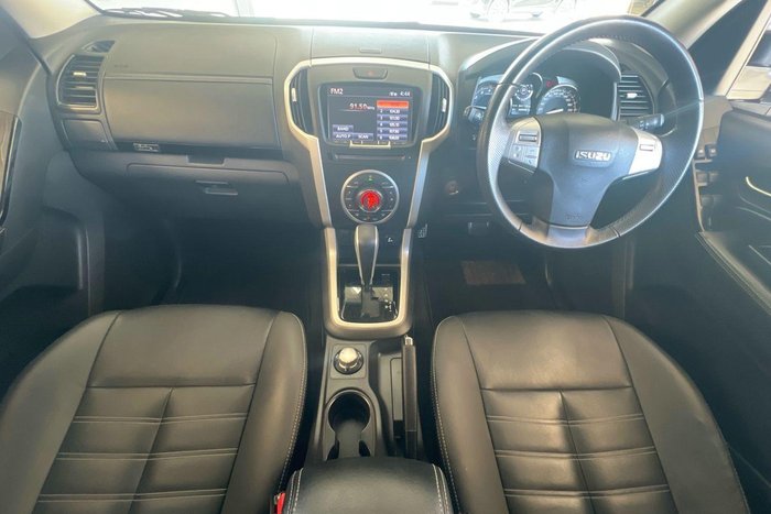 2020 Isuzu MU-X LS-T