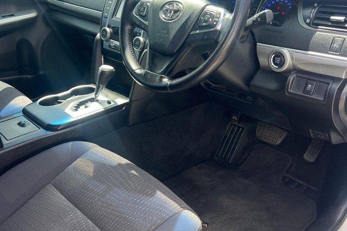 2016 Toyota Camry Atara S