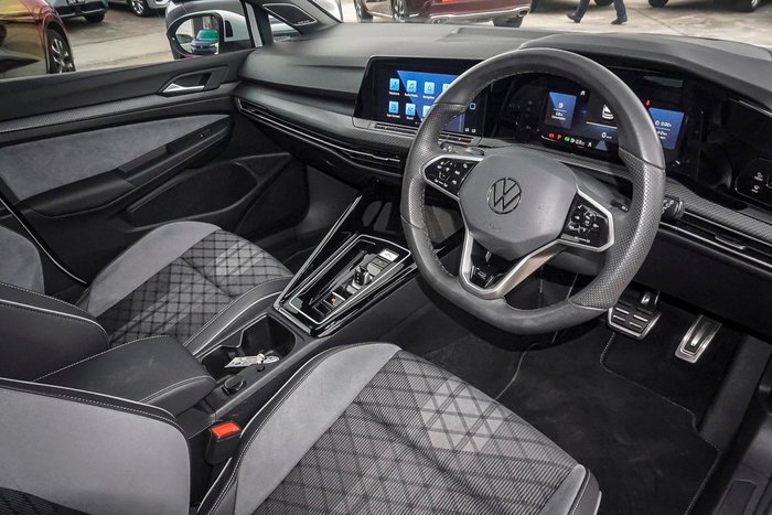 2024 Volkswagen Golf 110TSI R-Line