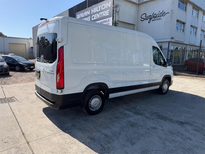 2022 LDV V80 LWB MID ROOF