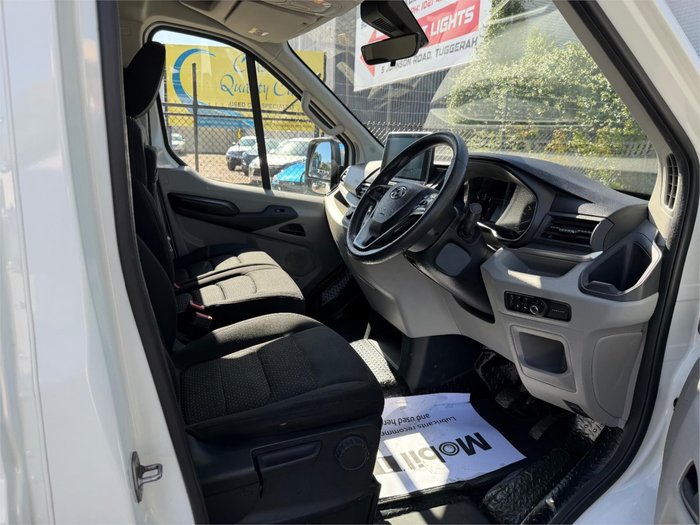 2022 LDV V80 LWB MID ROOF