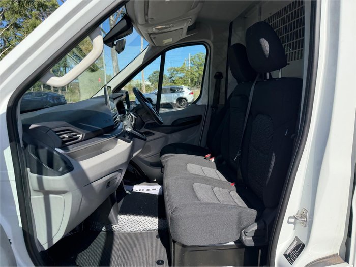 2022 LDV V80 LWB MID ROOF