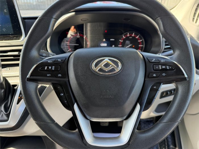 2022 LDV V80 LWB MID ROOF