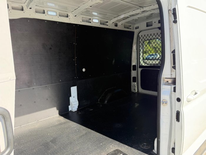 2022 LDV V80 LWB MID ROOF