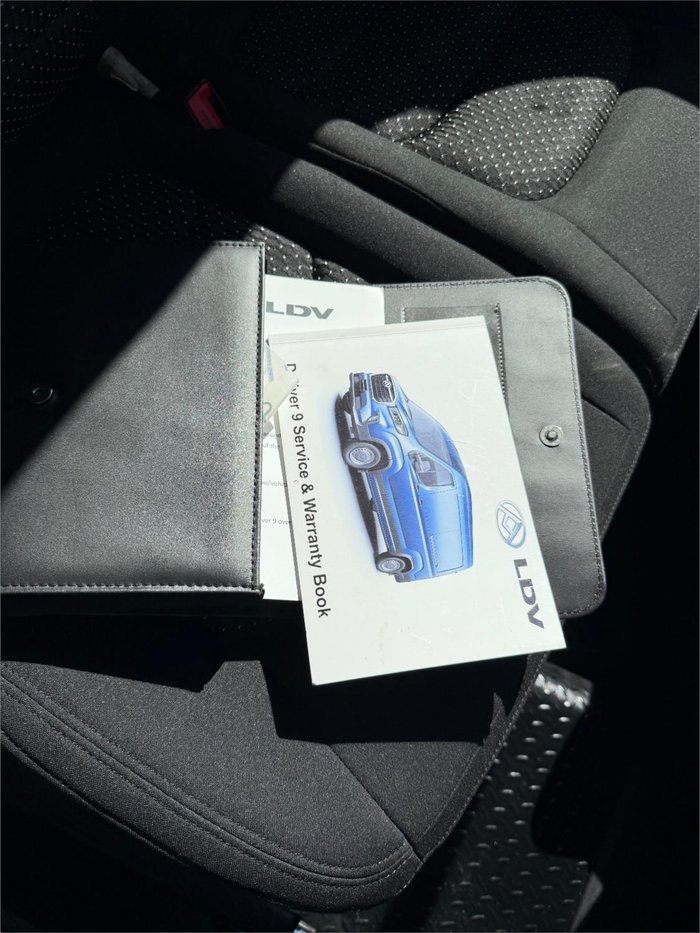 2022 LDV V80 LWB MID ROOF