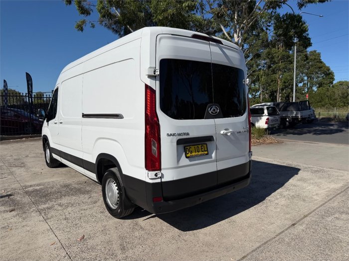 2022 LDV V80 LWB MID ROOF