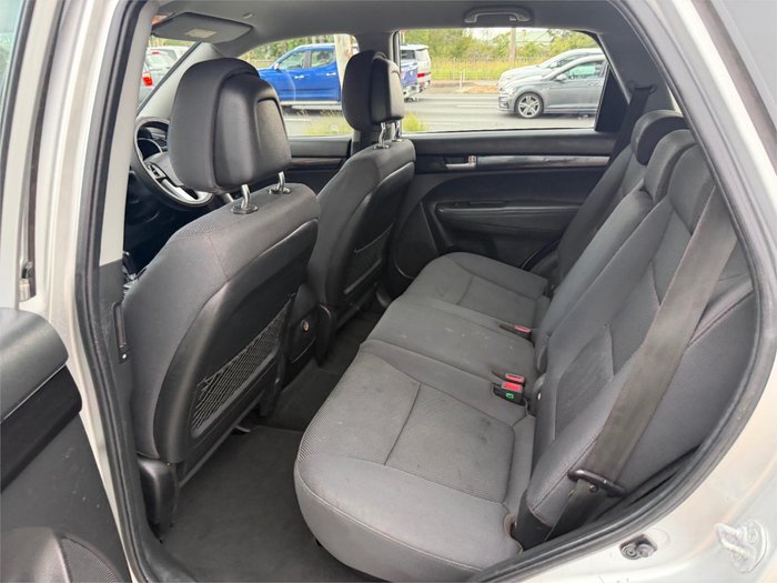 2011 KIA SORENTO Si (4x2)