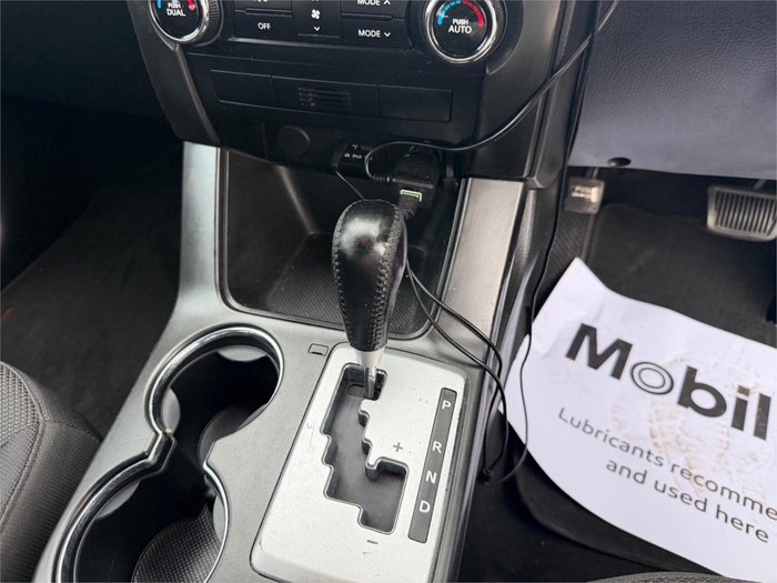 2011 KIA SORENTO Si (4x2)