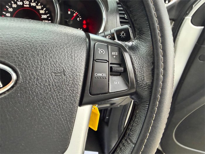 2011 KIA SORENTO Si (4x2)