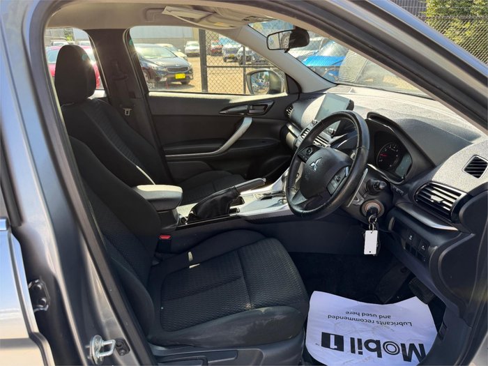 2021 MITSUBISHI ECLIPSE CROSS ES (2WD)