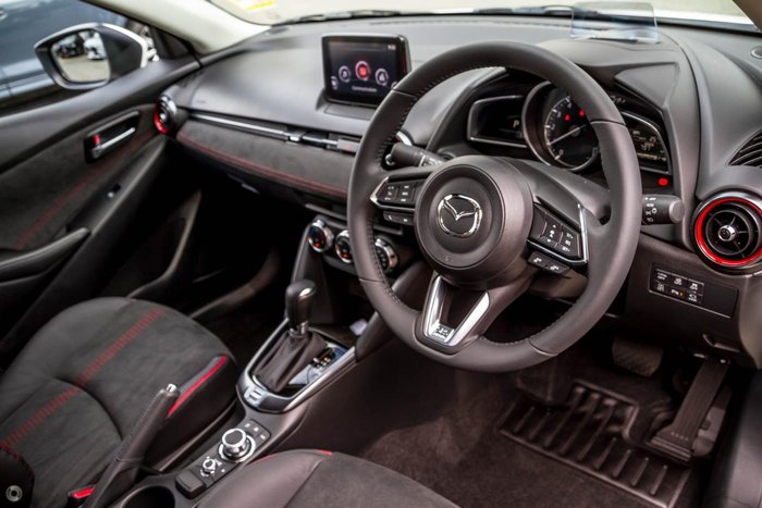 2025 Mazda 2 G15 GT