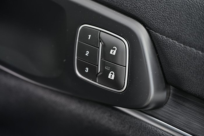 2025 Ford Everest Sport